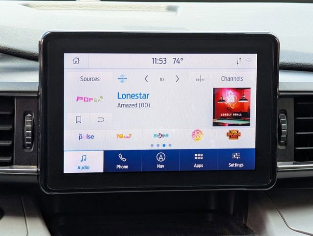 Used 2020 Ford Explorer XLT w/ Equipment Group 202A AWD/4WD image 15