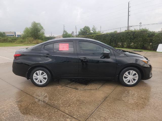 Certified 2025 Nissan Versa S w/ Trunk Package FWD image 4
