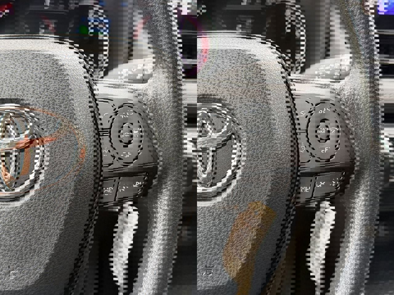 Used 2024 Toyota RAV4 LE image 17