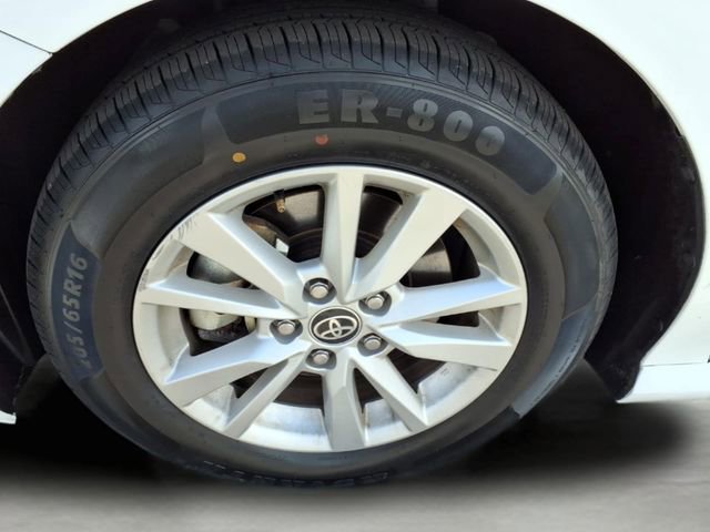 Certified 2025 Toyota Camry LE FWD image 9