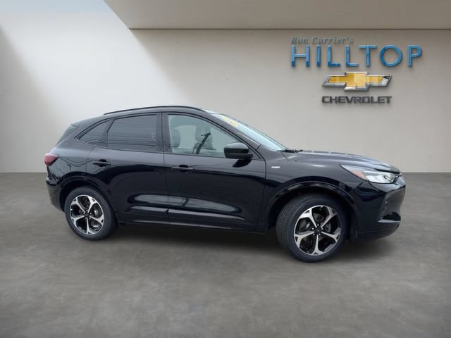 Used 2023 Ford Escape ST-Line Select w/ Tech Pack #2 AWD/4WD image 3