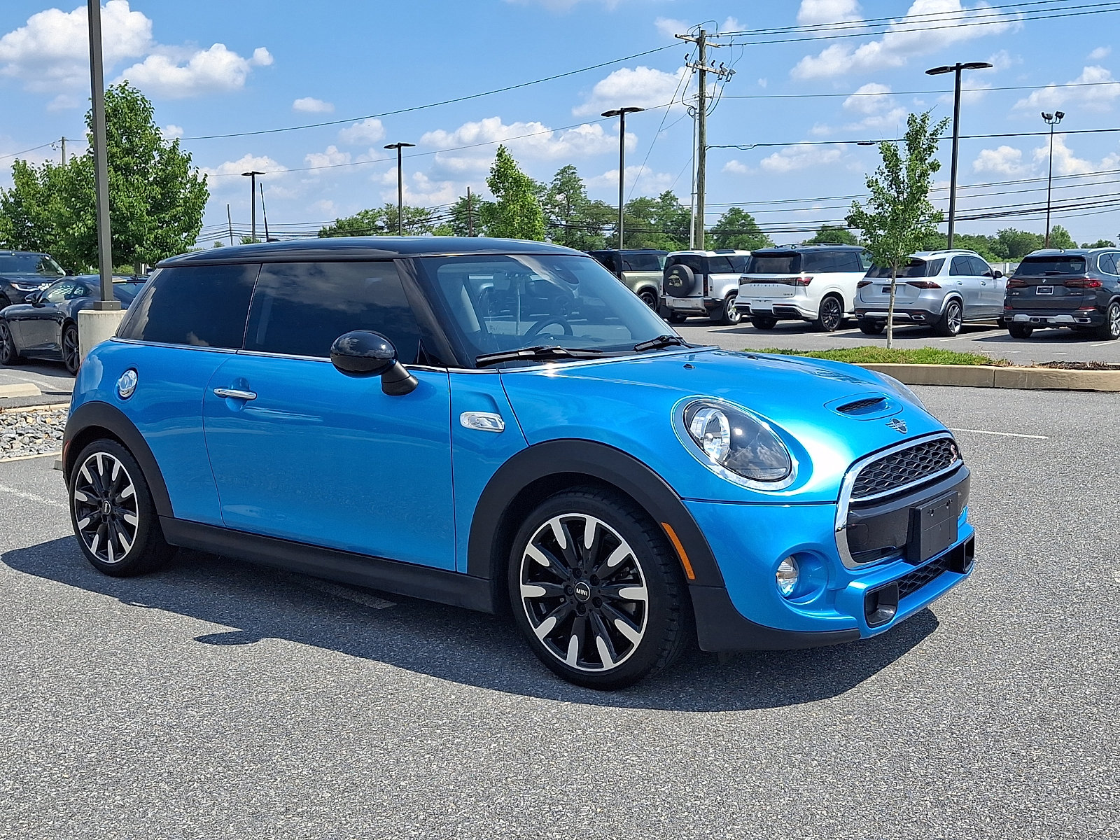 Used 2019 MINI Cooper S w/ Signature Upholstery Package FWD image 7