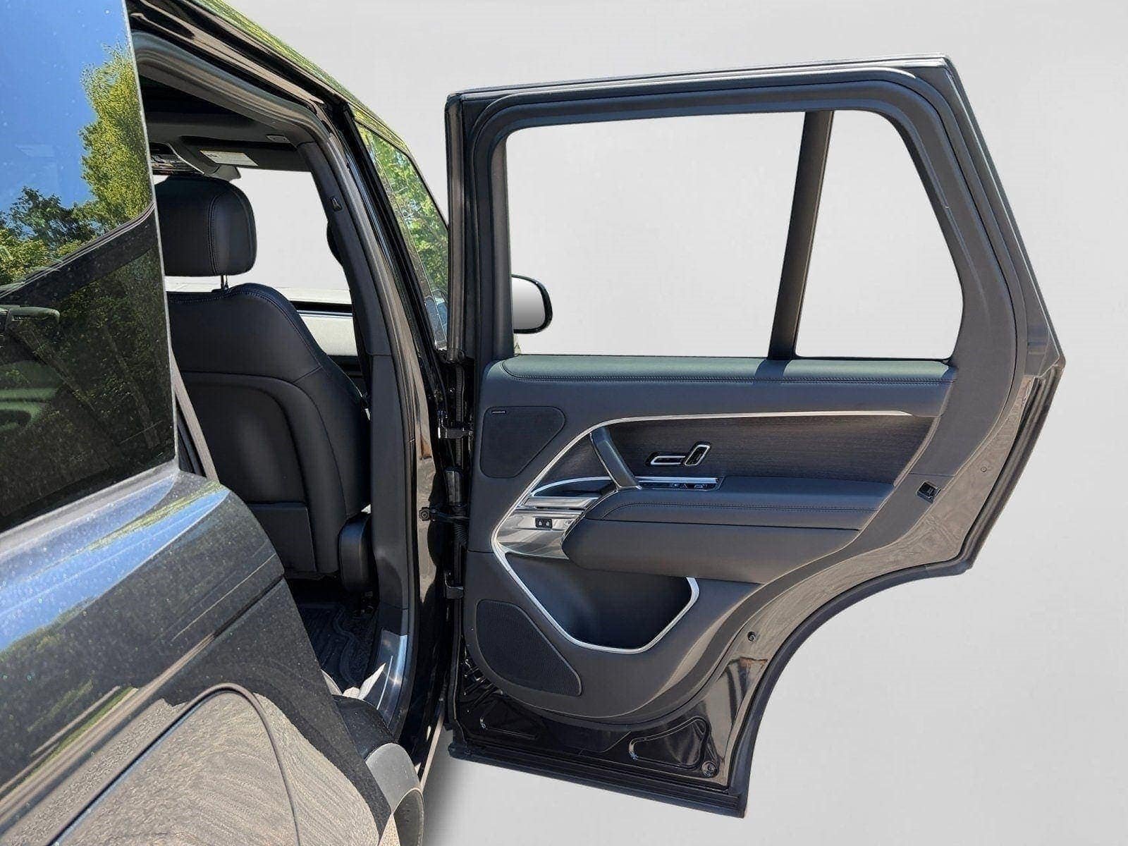 Certified 2023 Land Rover Range Rover SE AWD/4WD image 21