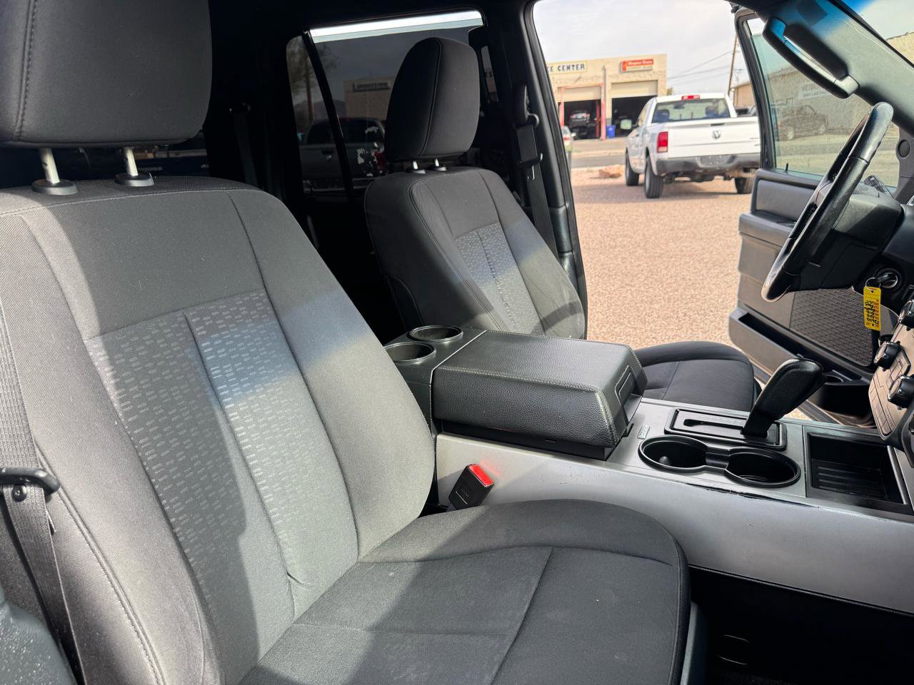 Used 2016 Ford Expedition EL XLT image 42