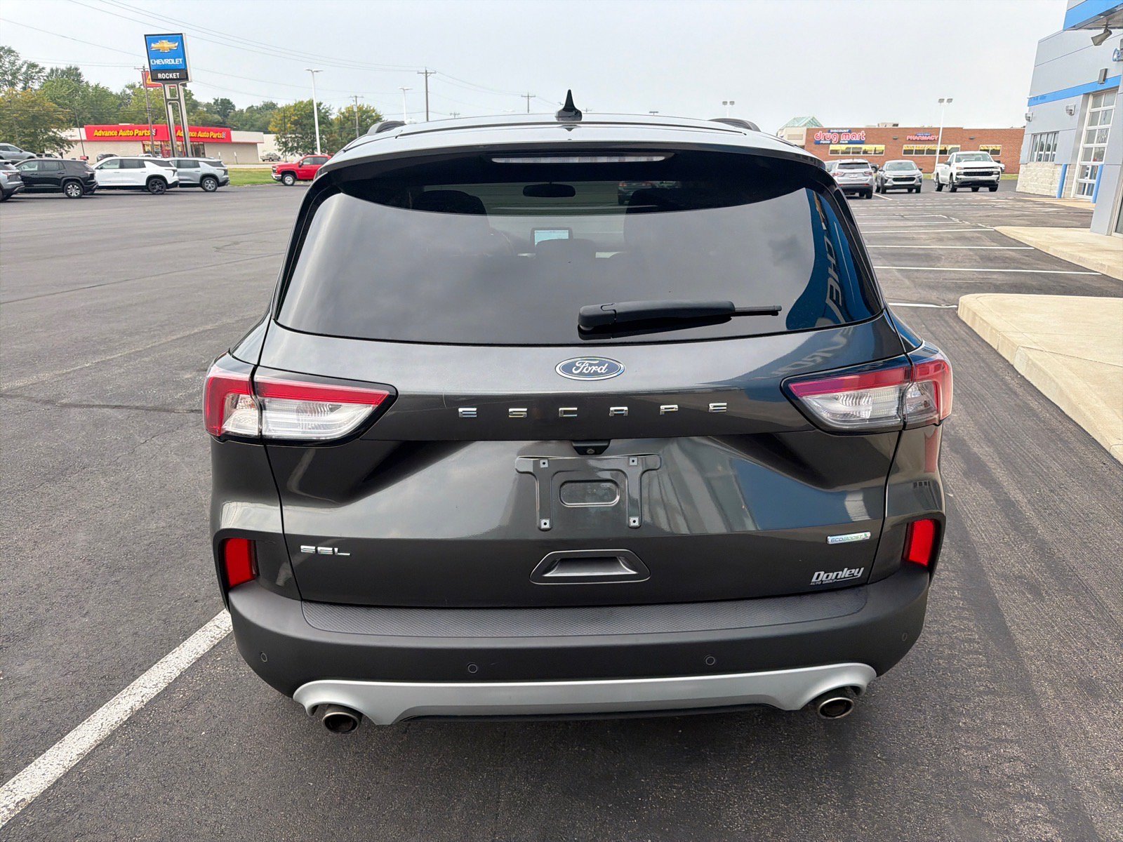 Used 2020 Ford Escape SEL FWD image 3