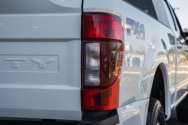 Used 2022 Ford F350 Lariat w/ Lariat Ultimate Package image 8