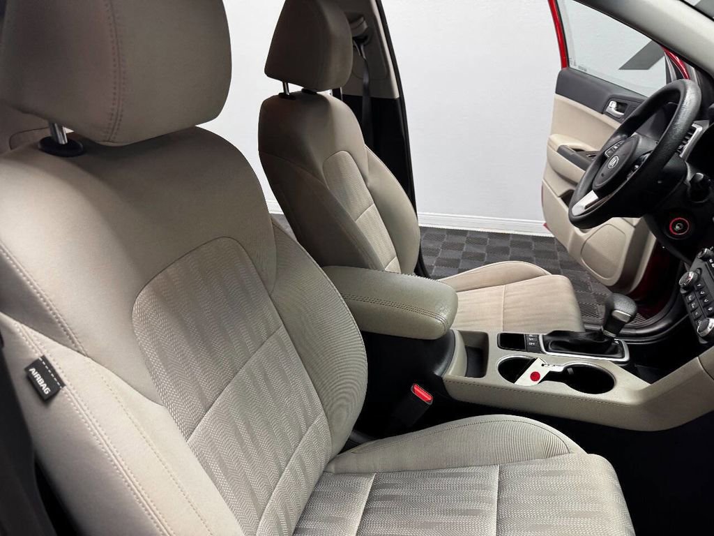 Used 2021 Kia Sportage LX image 56