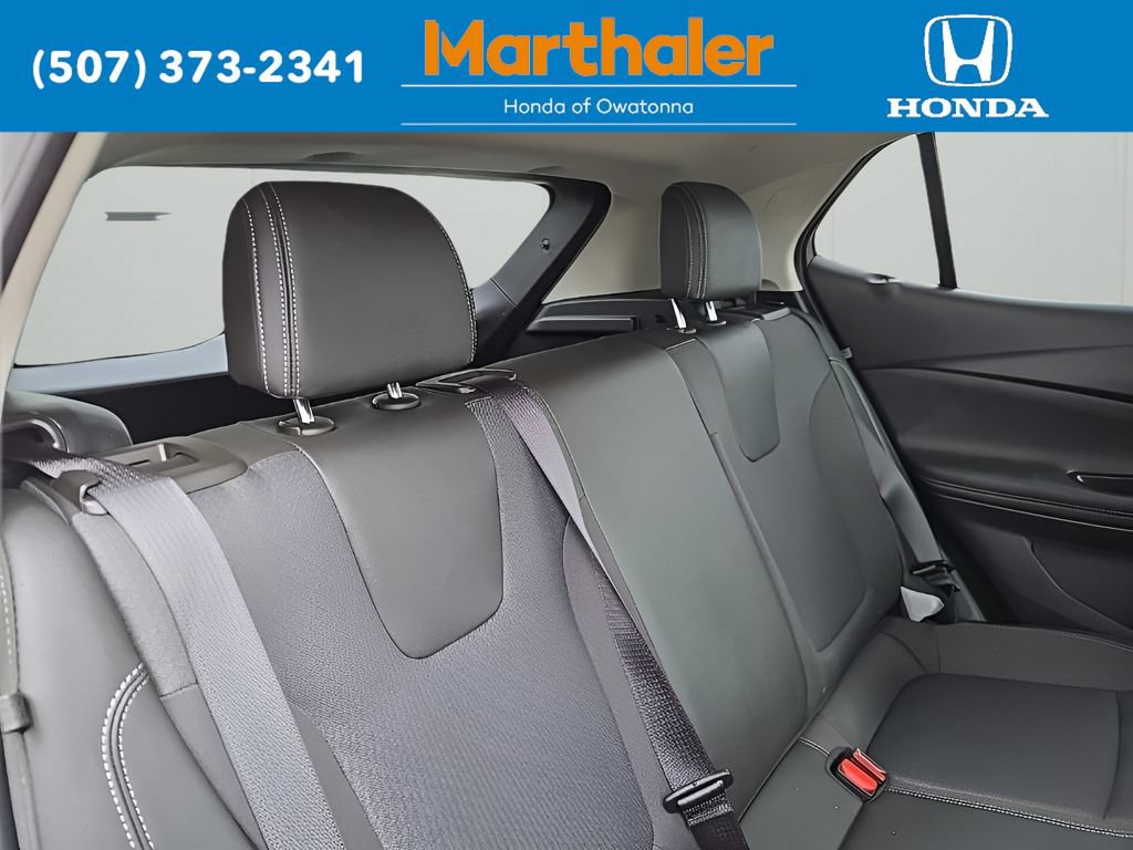 Used 2025 Buick Encore GX Preferred AWD/4WD image 17