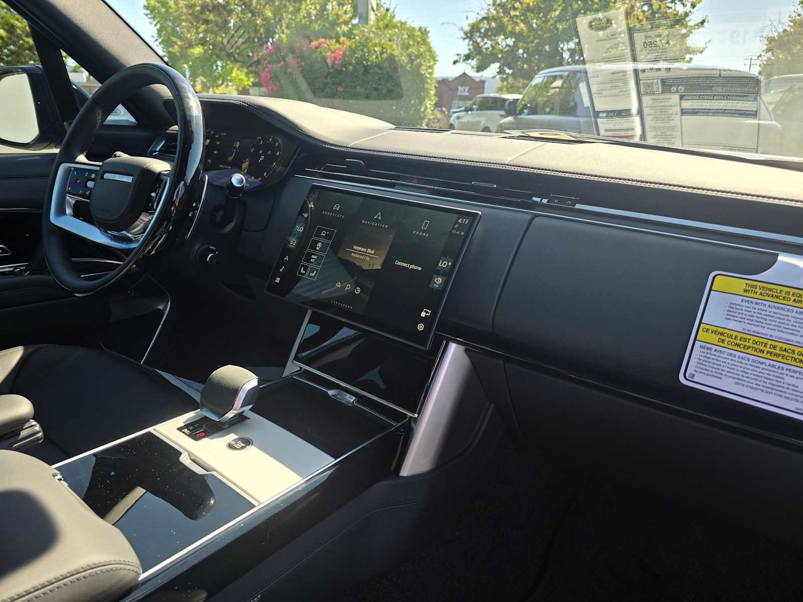 New 2025 Land Rover Range Rover SE image 12