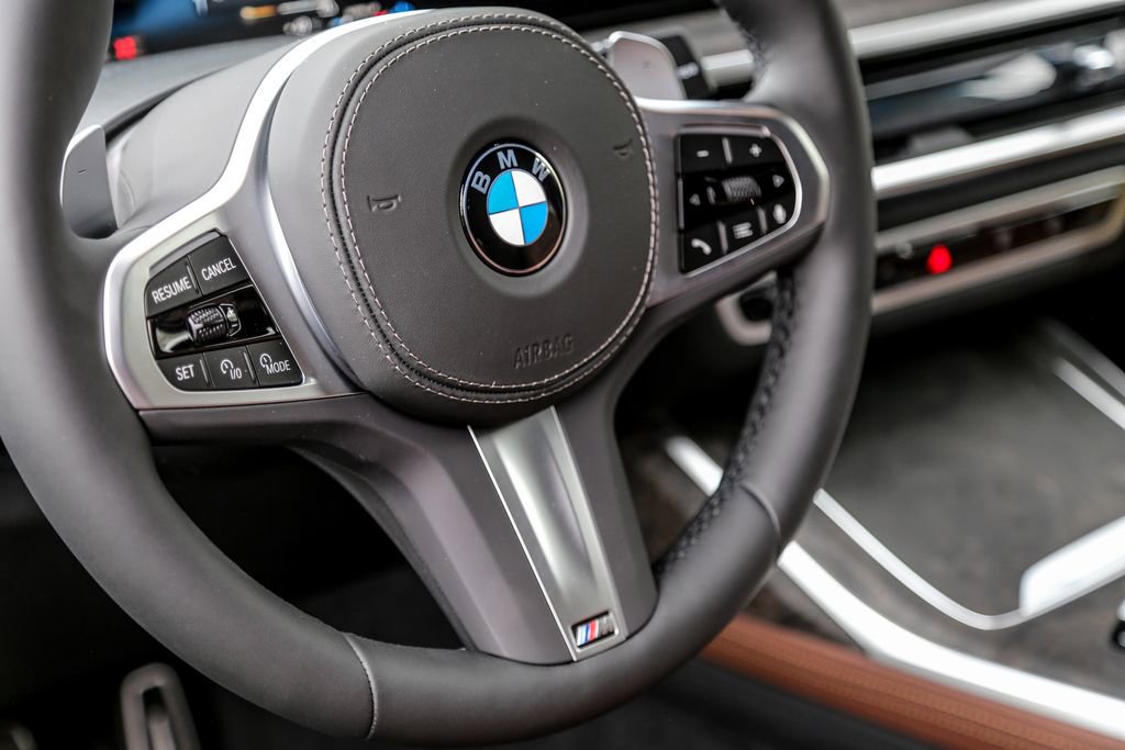 New 2026 BMW X7 xDrive40i w/ Executive Package image 12