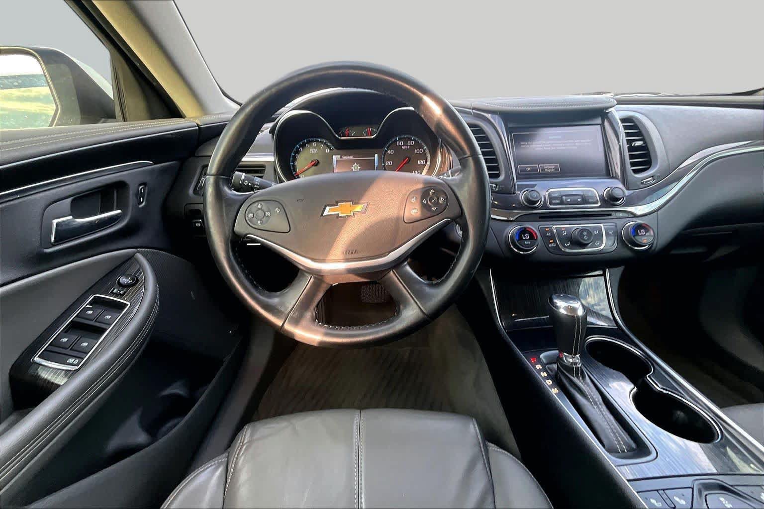 Used 2017 Chevrolet Impala LT w/ Leather Package FWD image 5