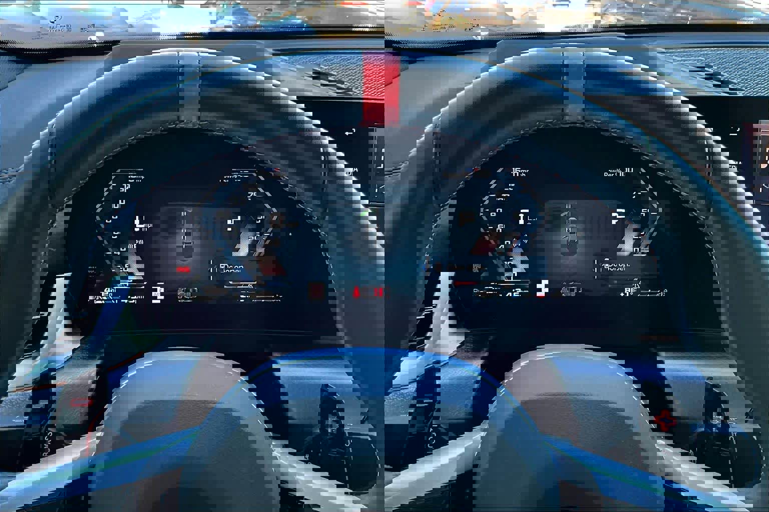 Used 2025 BMW X2 M35i image 25