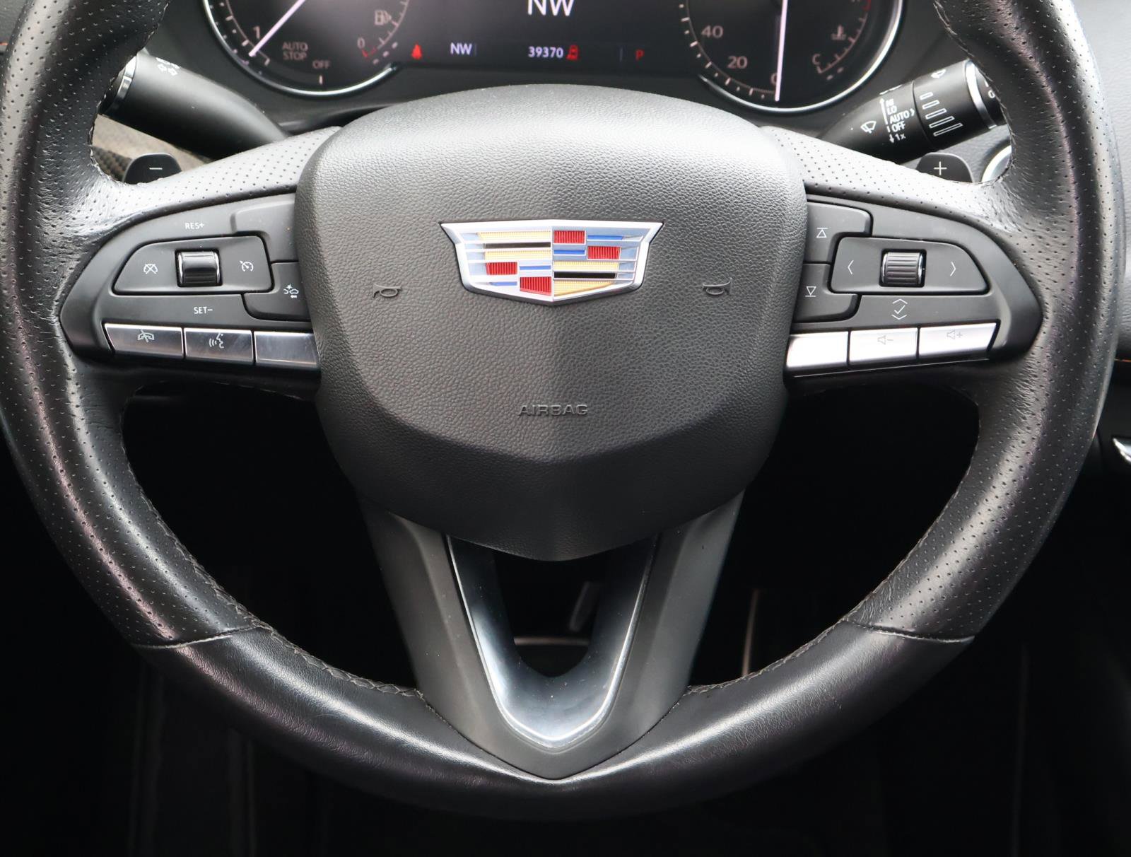 Certified 2023 Cadillac XT4 Sport FWD image 14