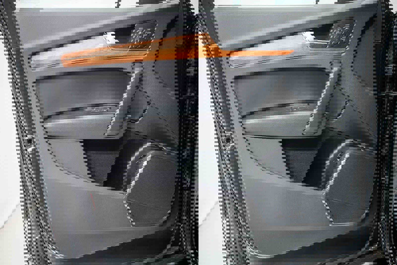 Used 2023 Audi Q5 2.0T Premium w/ Convenience Package image 19