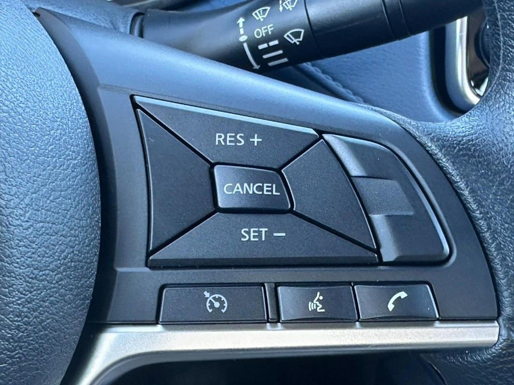 New 2025 Nissan Versa SV image 12