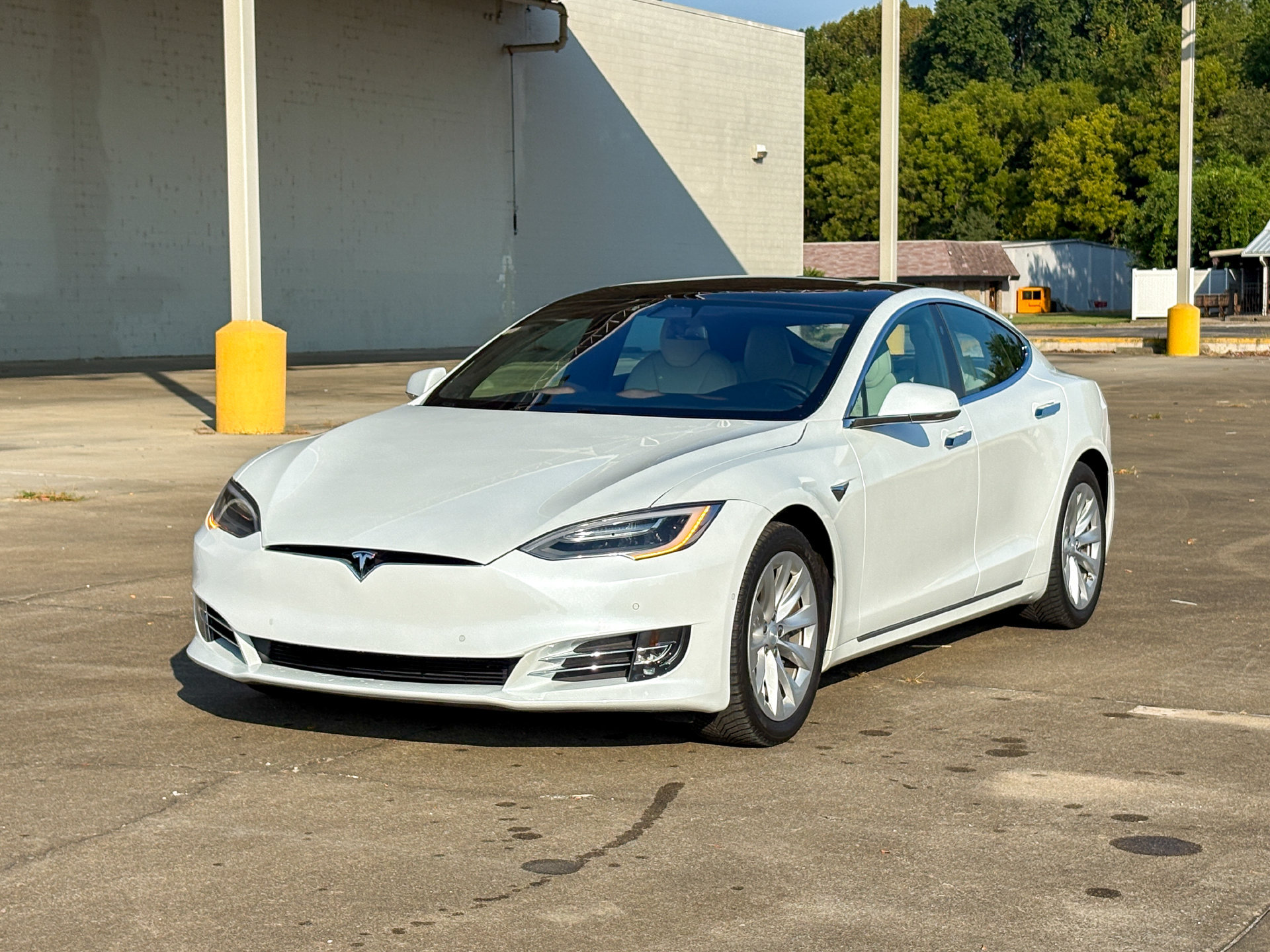 Used 2020 Tesla Model S Long Range Plus AWD/4WD image 5