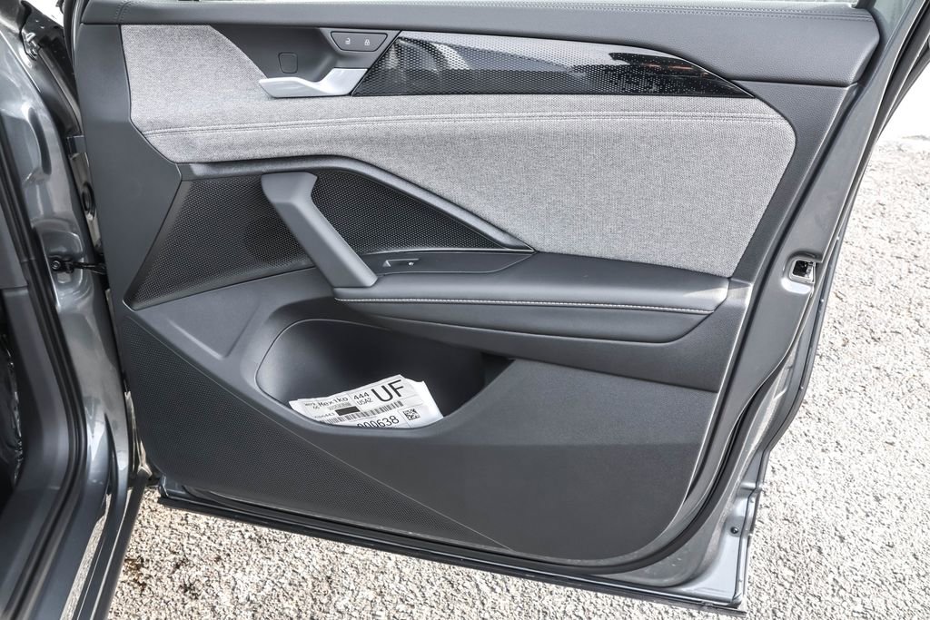 New 2026 Volkswagen Tiguan S image 43