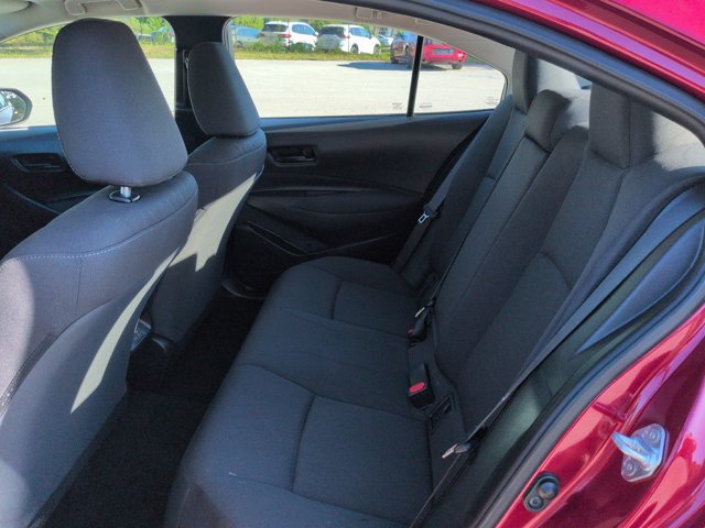Used 2025 Toyota Corolla LE FWD image 13