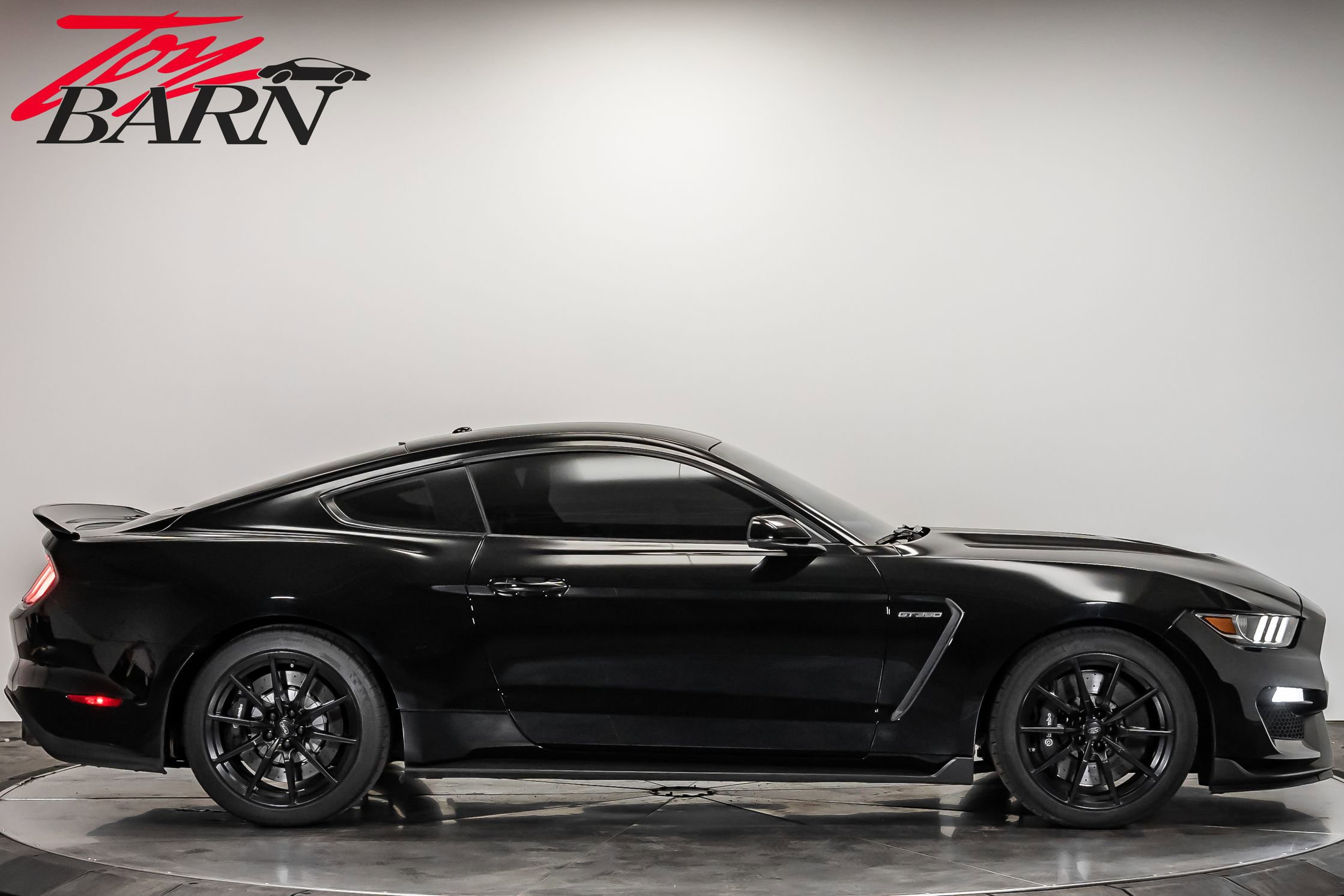 Used 2018 Ford Mustang Shelby GT350 w/ Electronics Package image 6