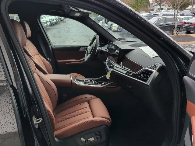New 2026 BMW X7 M60i image 26