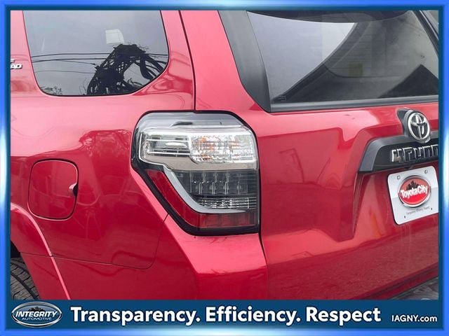 Used 2023 Toyota 4Runner TRD Off-Road Premium w/ Moonroof Package AWD/4WD image 11