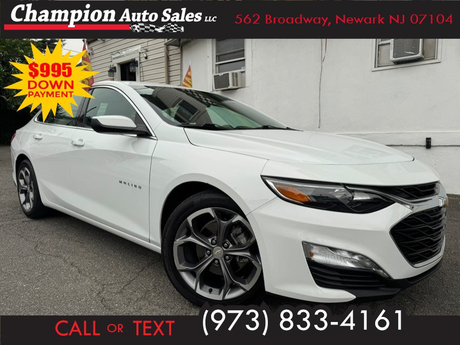 Used 2024 Chevrolet Malibu LT FWD image 1