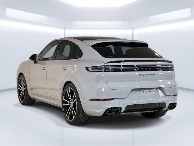 New 2026 Porsche Cayenne GTS AWD/4WD image 6