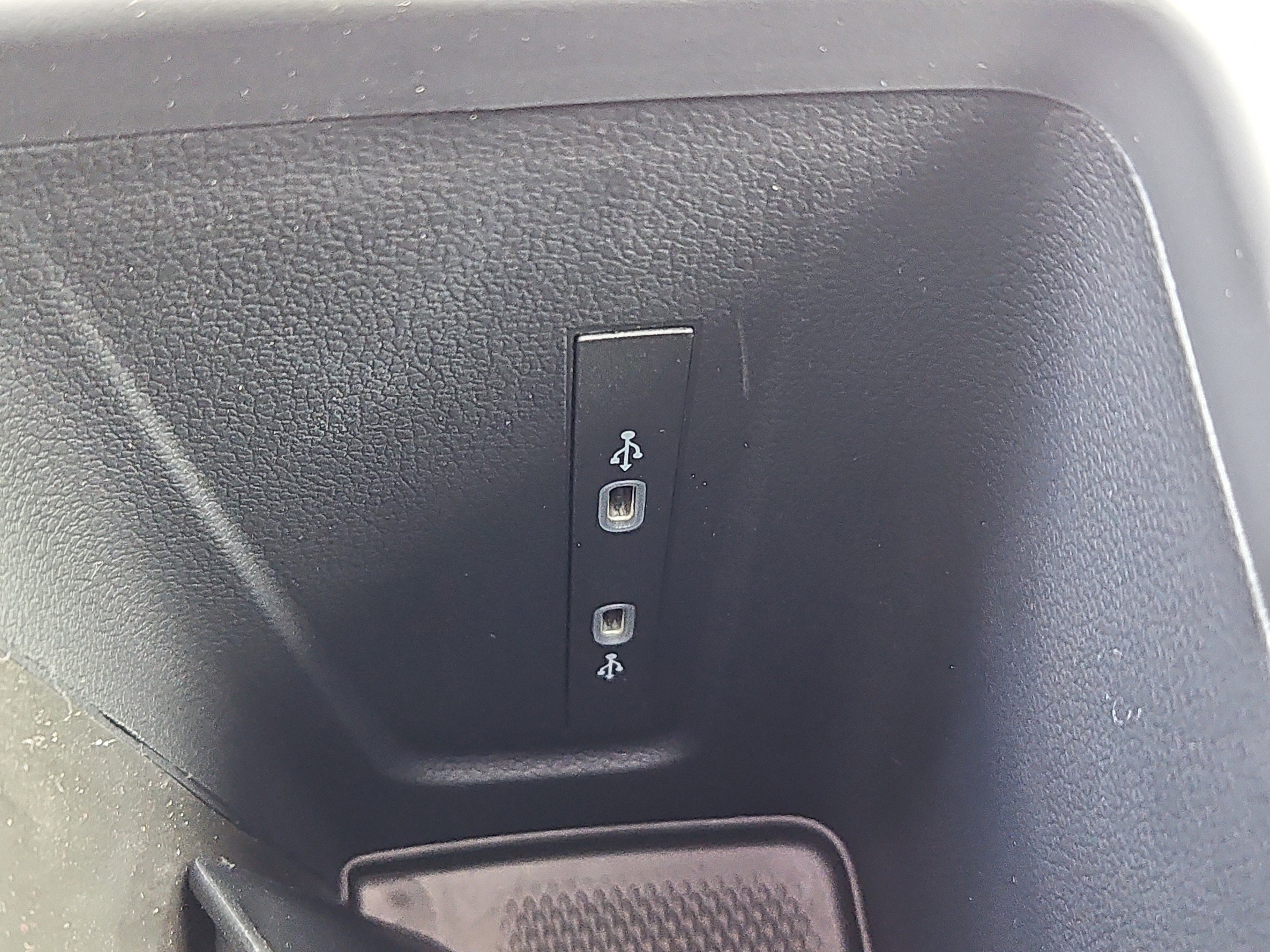 New 2026 Volkswagen Tiguan SE image 9