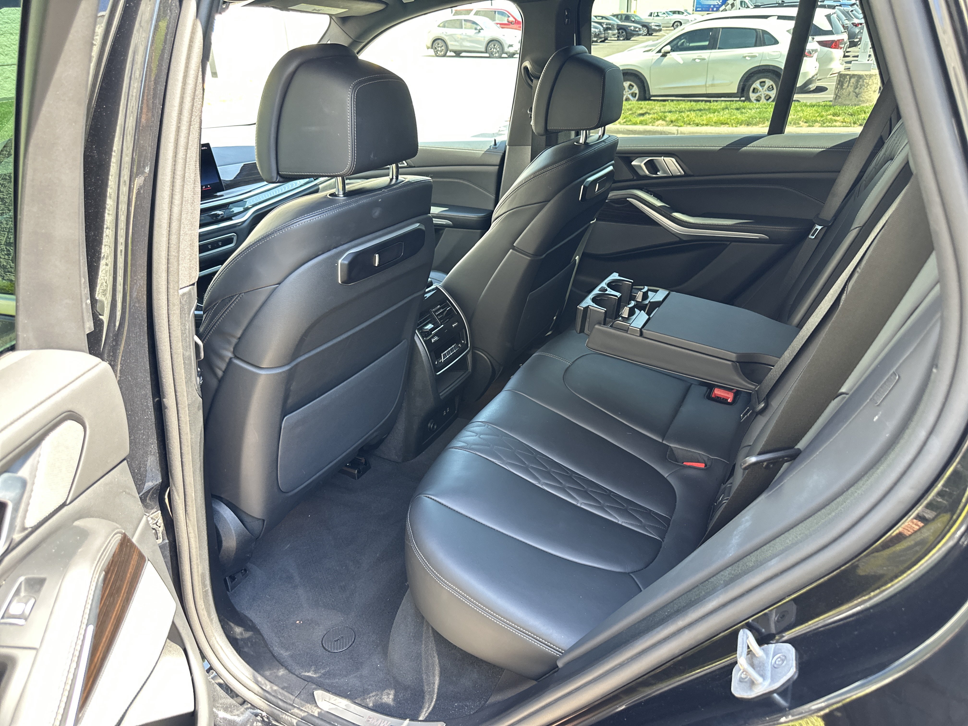 Used 2025 BMW X5 xDrive50e AWD/4WD image 34