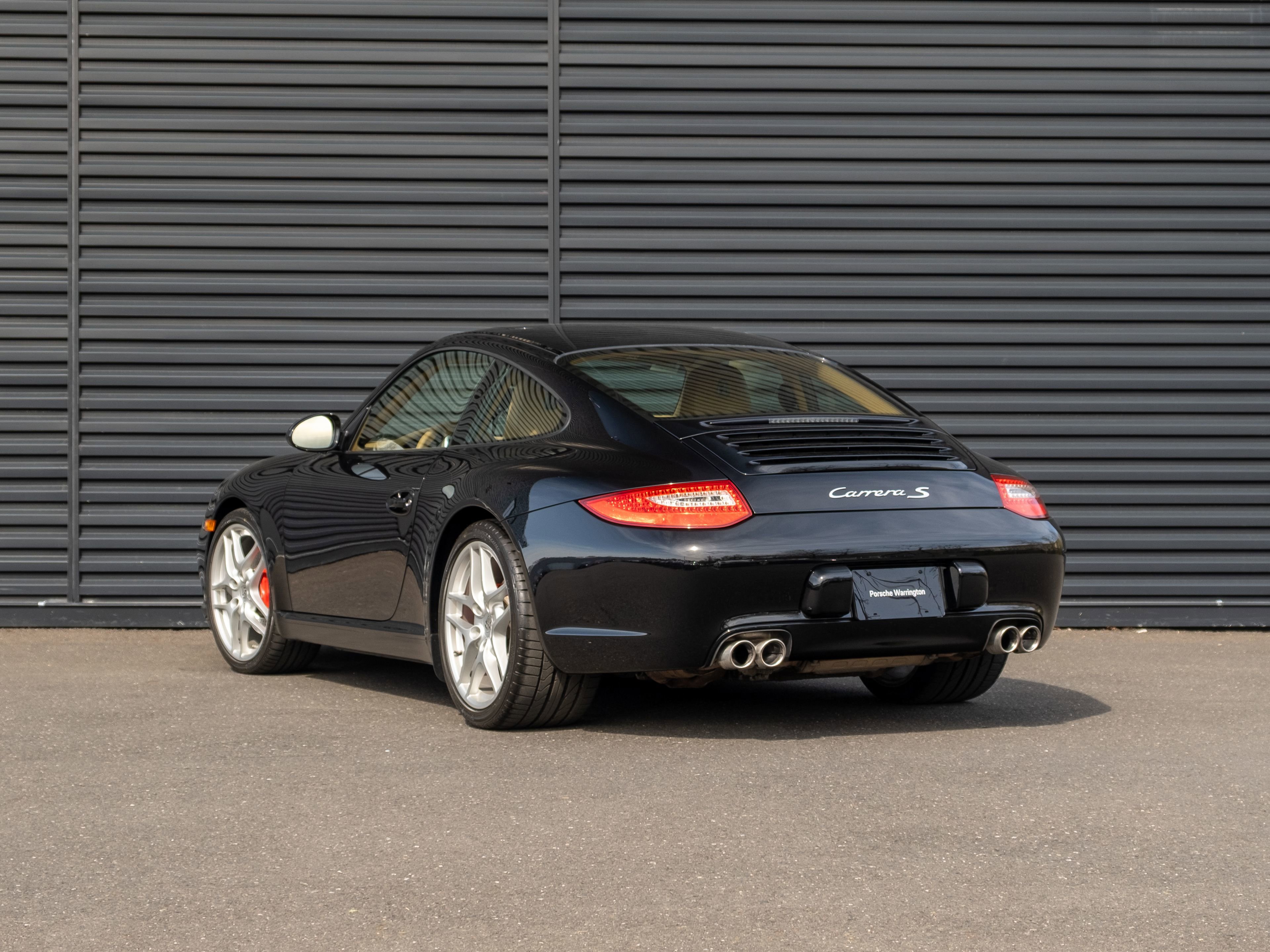 Used 2009 Porsche 911 Carrera S image 3
