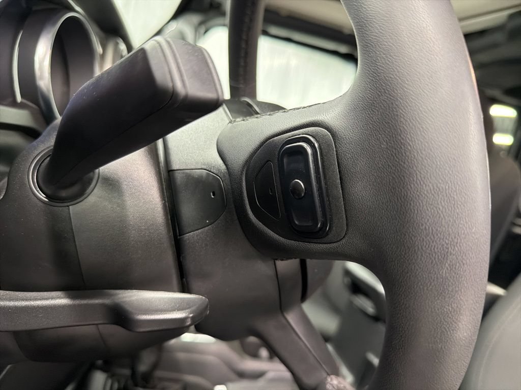 Used 2023 Jeep Wrangler Unlimited Sport AWD/4WD image 18