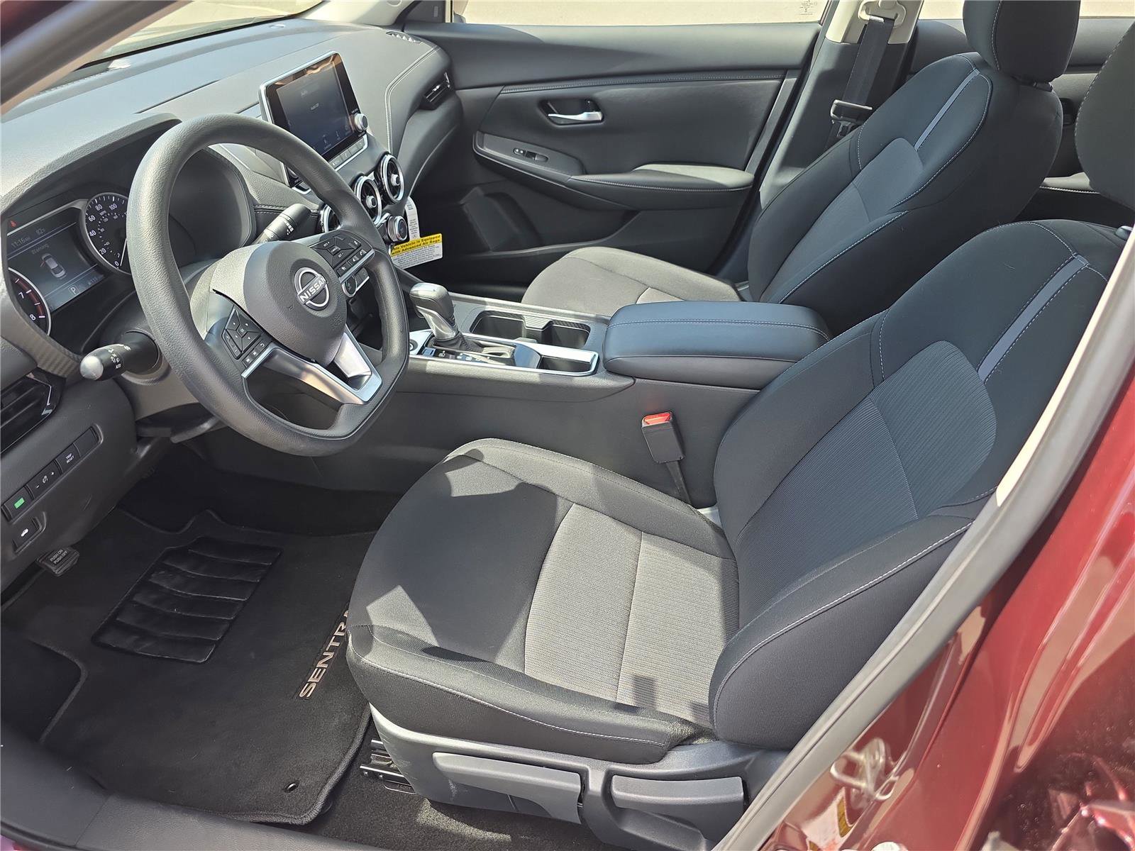 Used 2025 Nissan Sentra SV FWD image 13