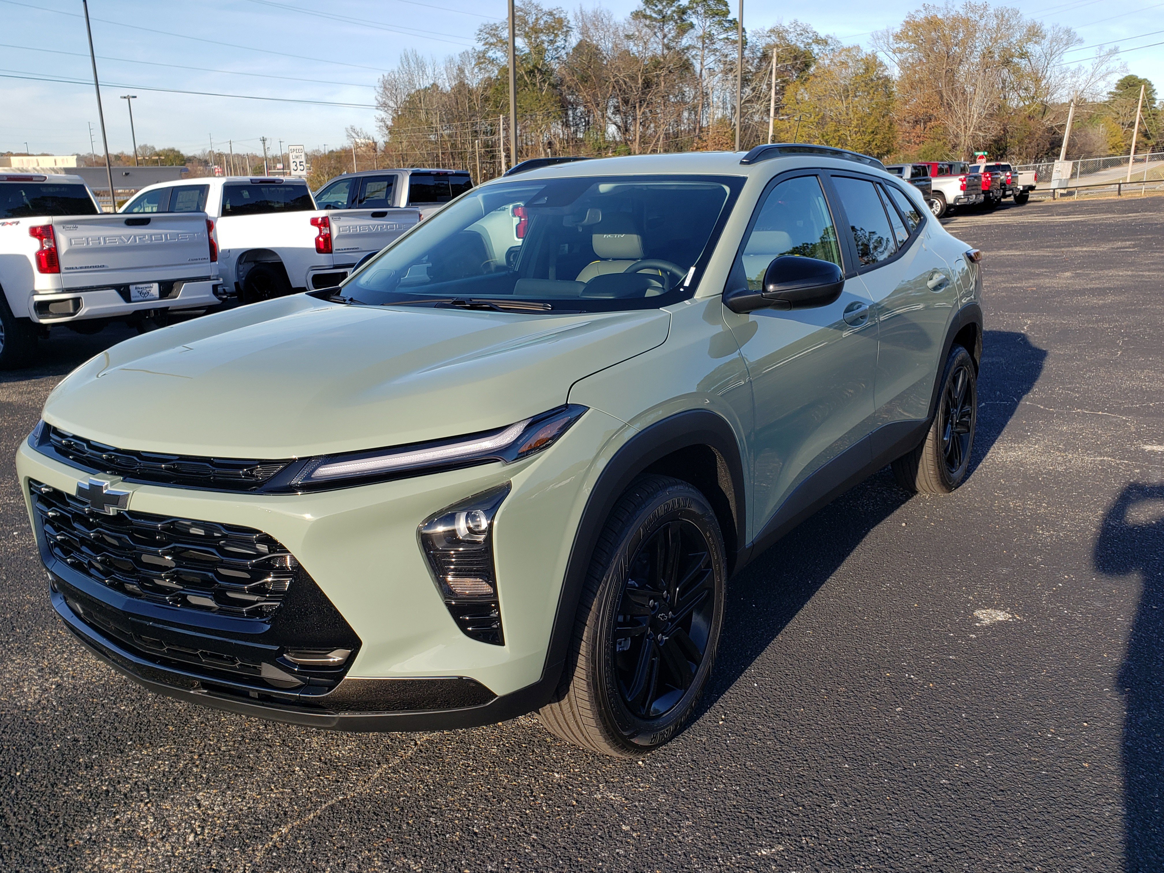 New 2026 Chevrolet Trax ACTIV image 2