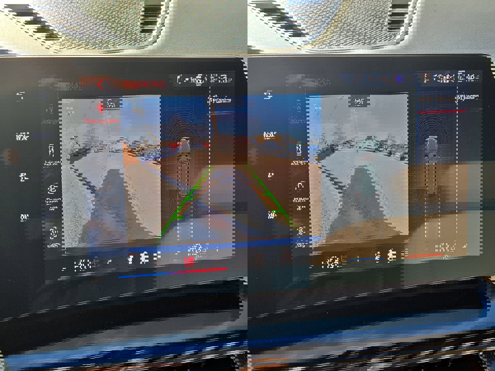 Certified 2025 BMW X1 xDrive28i w/ Convenience Package image 18