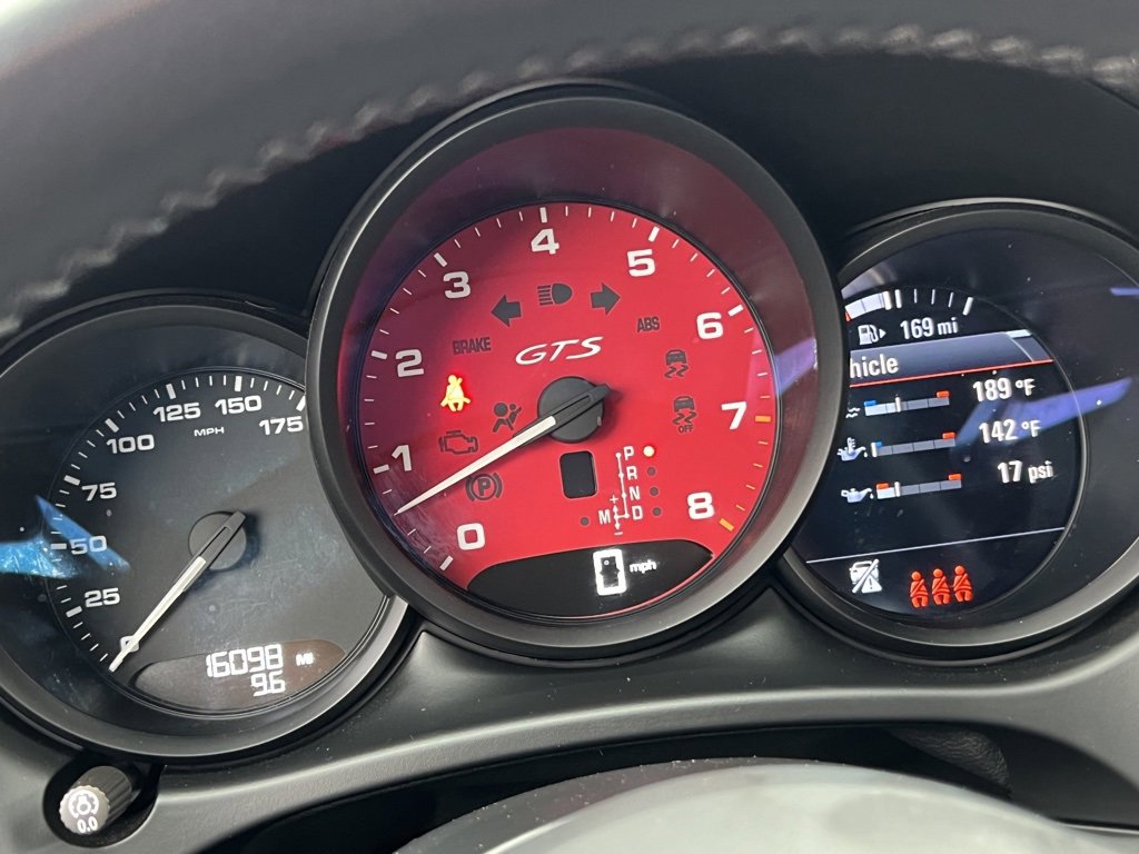 Used 2021 Porsche Macan GTS w/ Sport Chrono Package image 25