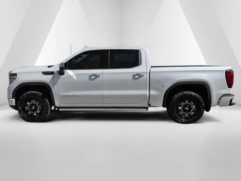 Used 2024 GMC Sierra 1500 Denali AWD/4WD image 4