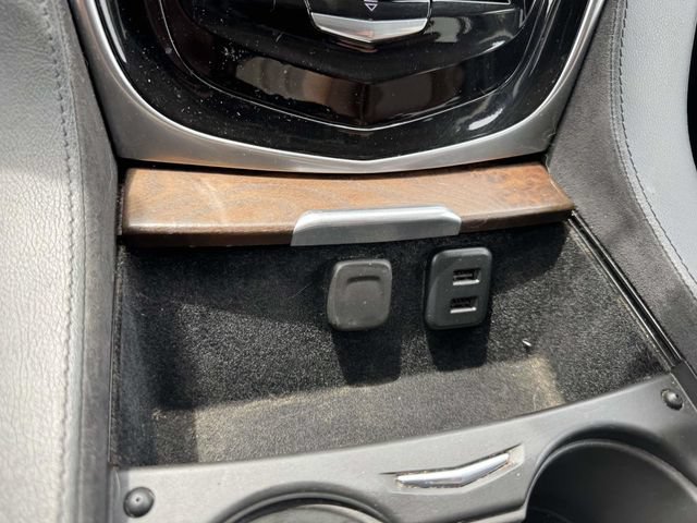 Used 2020 Cadillac Escalade Luxury AWD/4WD image 37