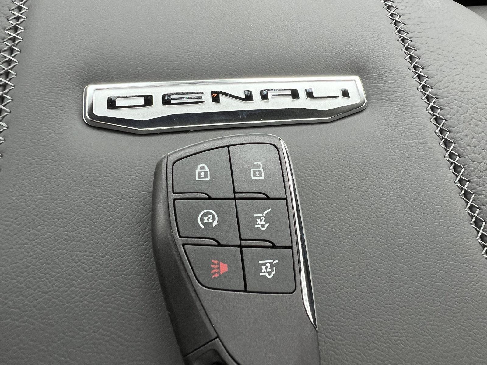 New 2026 GMC Yukon Denali AWD/4WD image 38