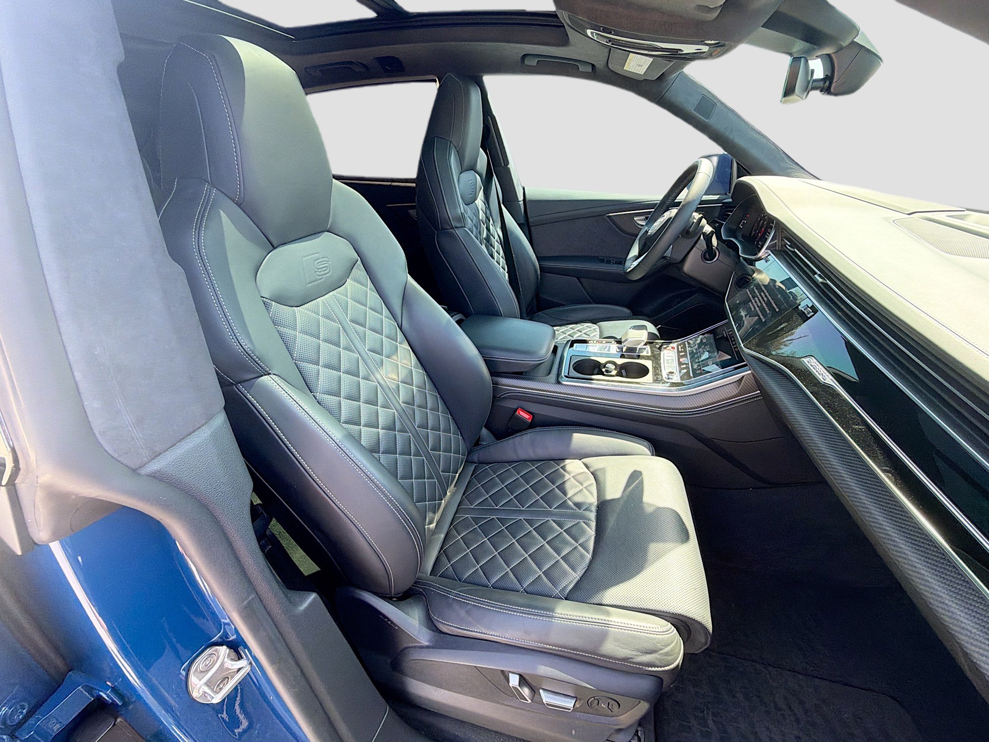 Used 2024 Audi SQ8 Prestige image 15