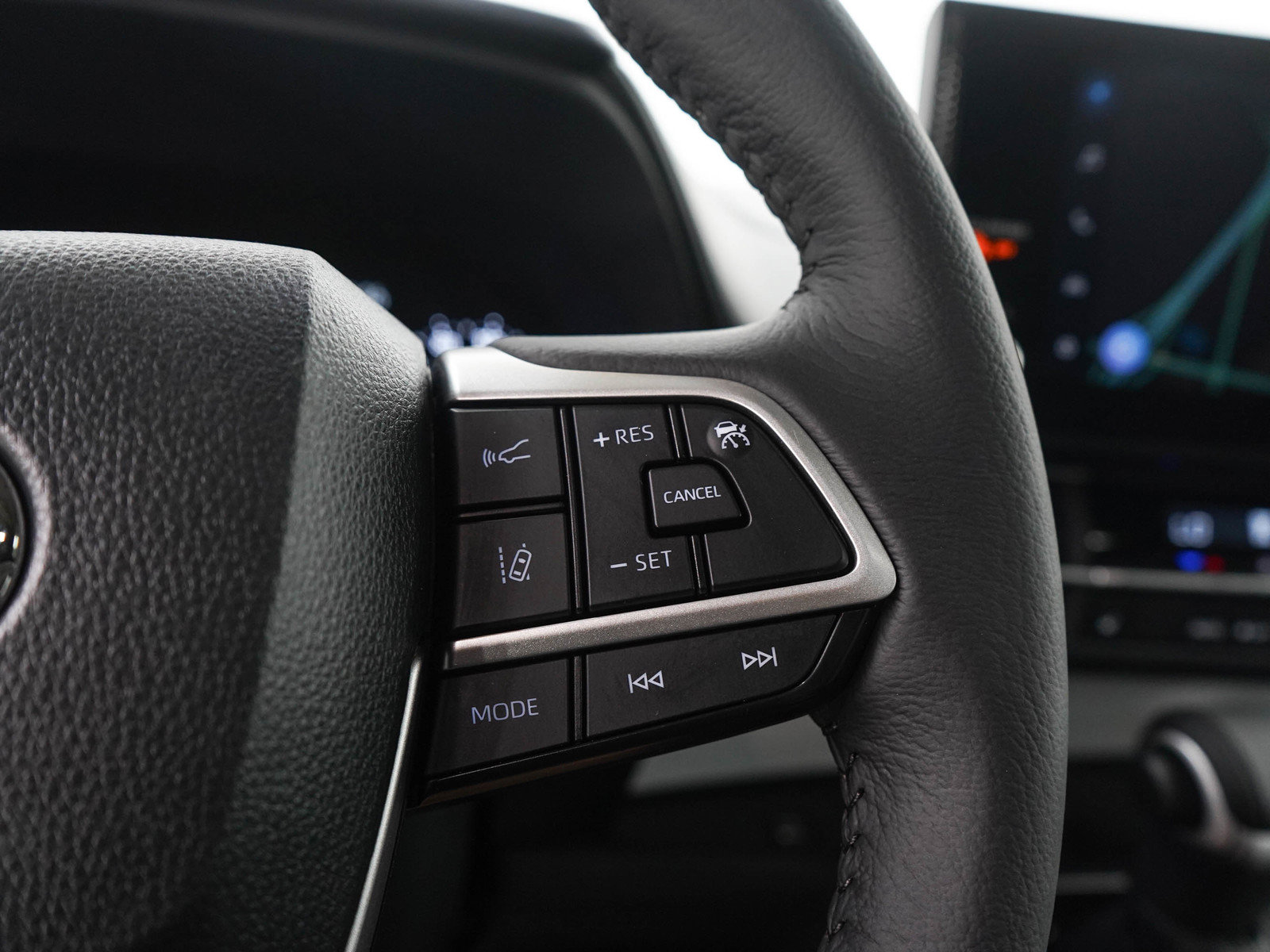 Used 2026 Toyota Sienna XLE AWD/4WD image 27