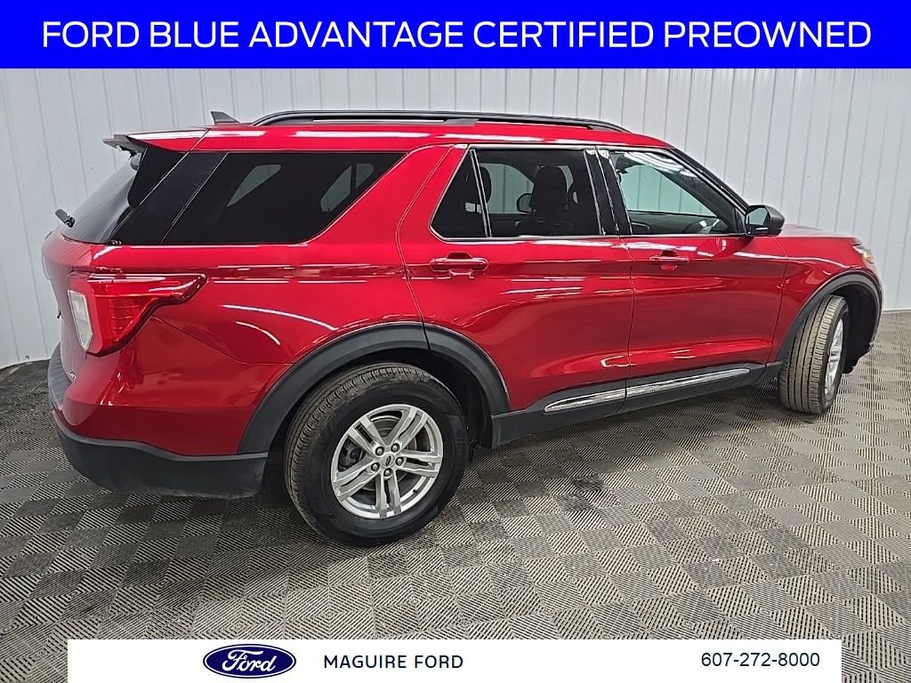 Certified 2022 Ford Explorer XLT image 4