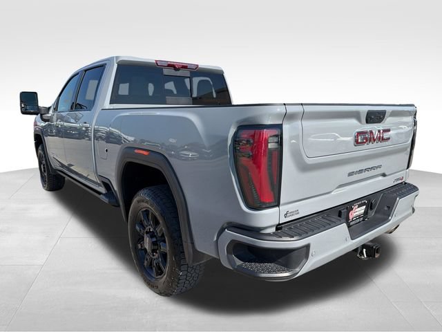 Used 2025 GMC Sierra 2500 AT4 w/ AT4 Premium Plus Package AWD/4WD image 5