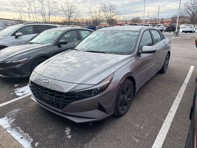 Certified 2023 Hyundai Elantra SEL w/ Winter Weather Package