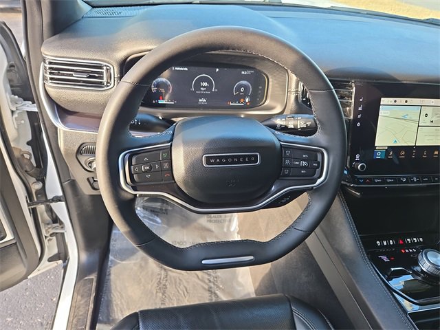 Used 2023 Jeep Wagoneer 4WD w/ Premium Group I image 34