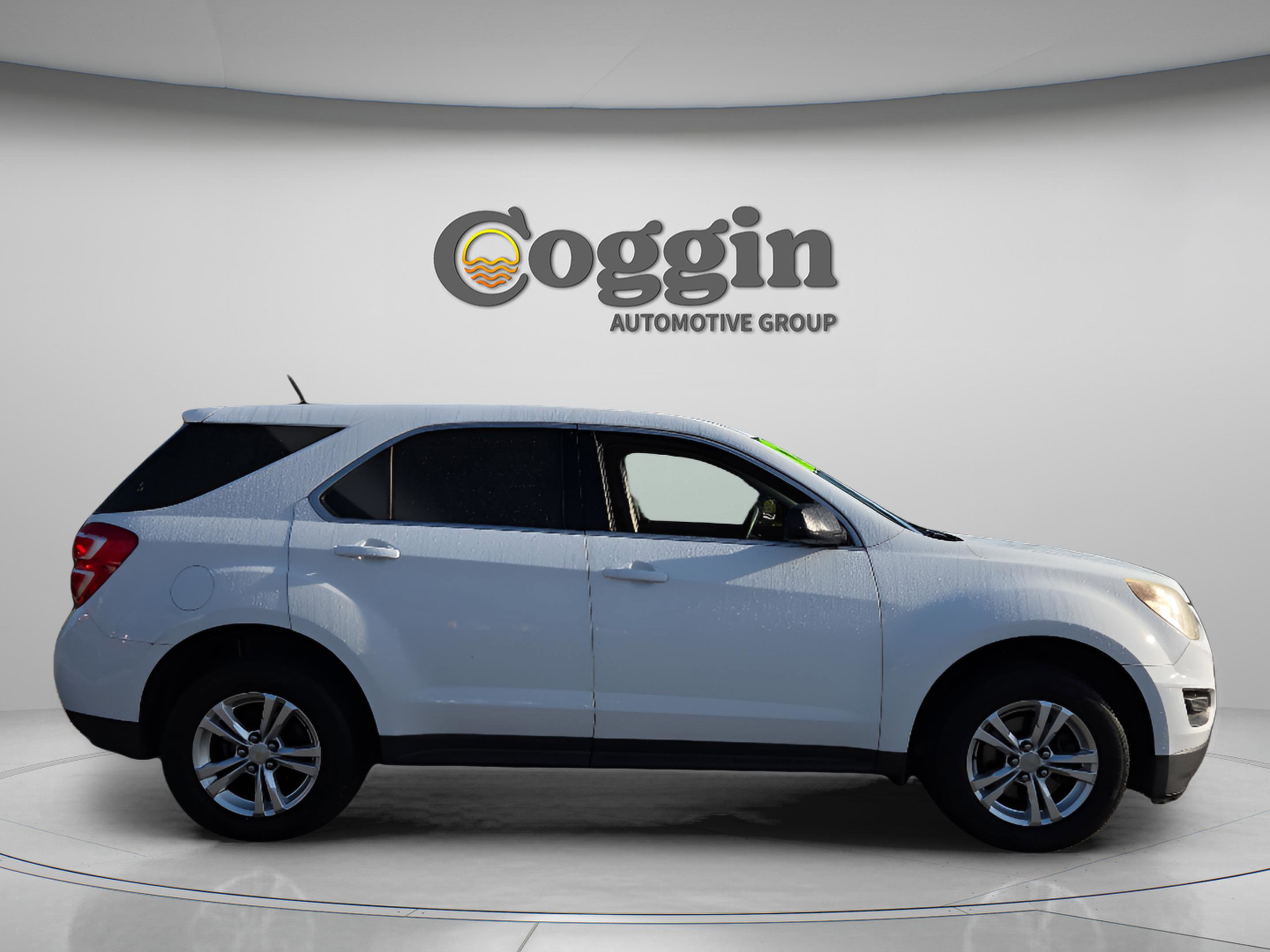 Used 2017 Chevrolet Equinox LS image 6