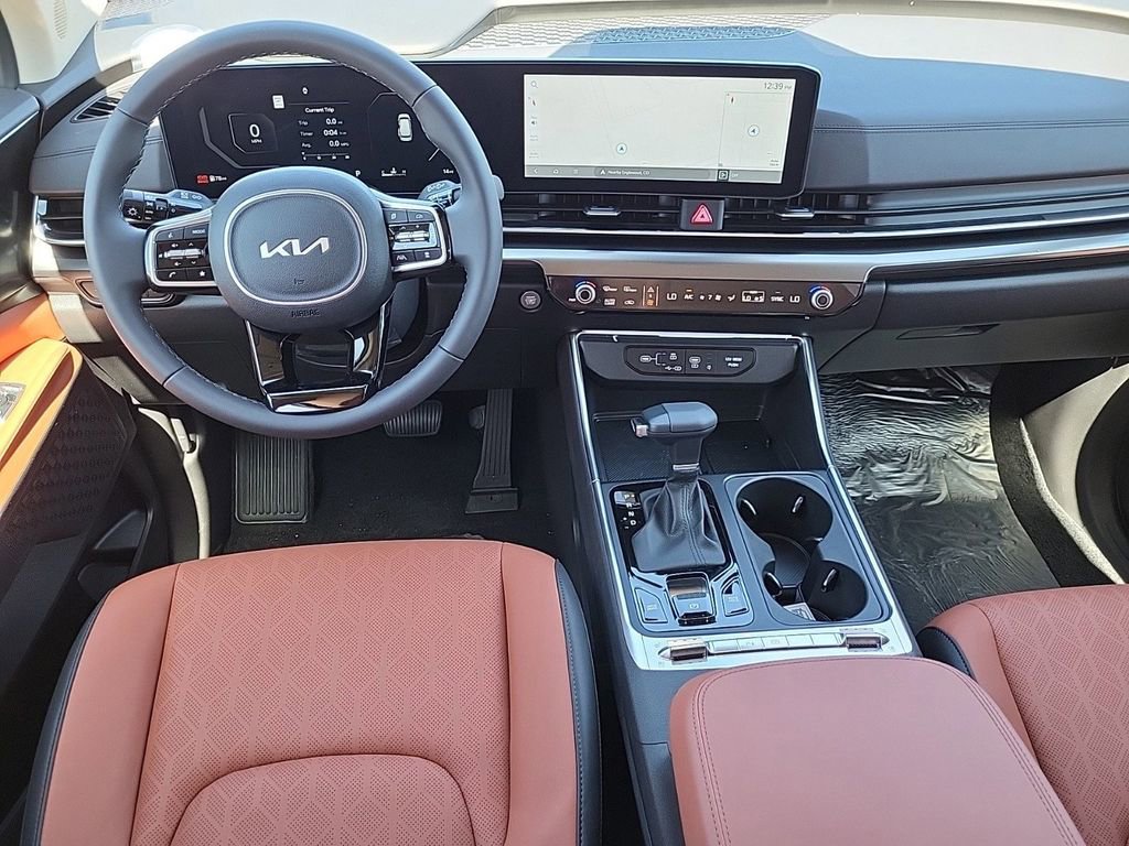 New 2025 Kia Carnival SX image 14