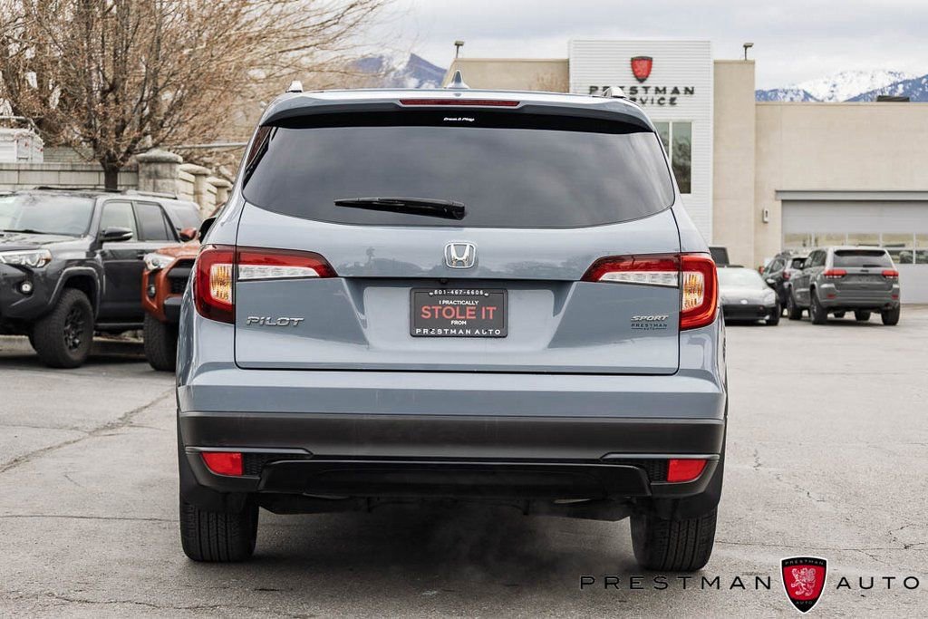Used 2022 Honda Pilot Sport image 16