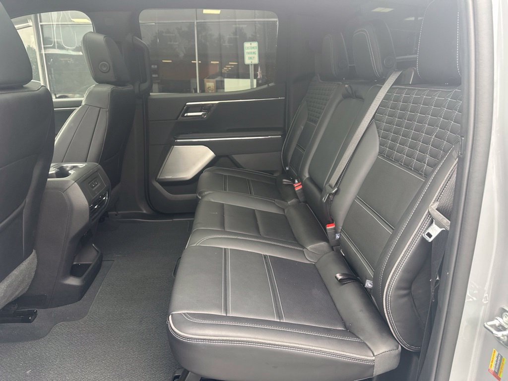 Used 2024 GMC Sierra EV Denali AWD/4WD image 13