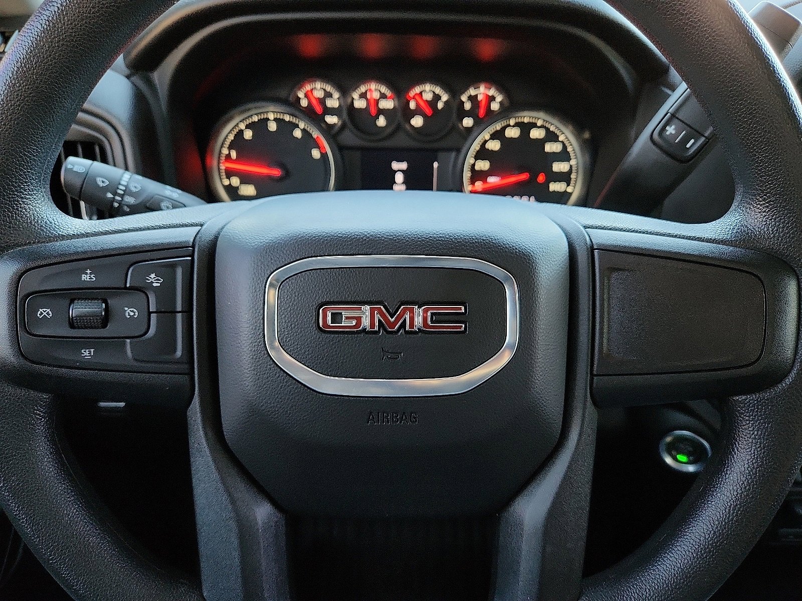 Used 2024 GMC Sierra 2500 Pro image 24