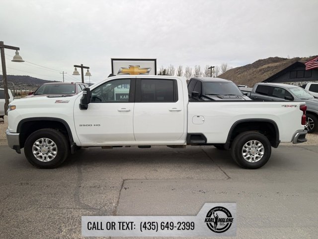 Used 2023 Chevrolet Silverado 3500 LT w/ Convenience Package image 2